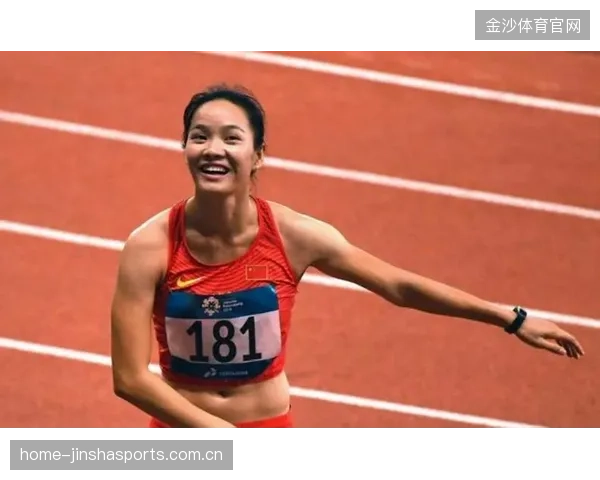 女子百米大战跑出惊人10.65，速度与激情的巅峰对决