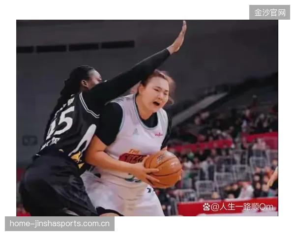 打造坚不可摧的防线：球队如何通过全员轮换练习提升角球防守水平